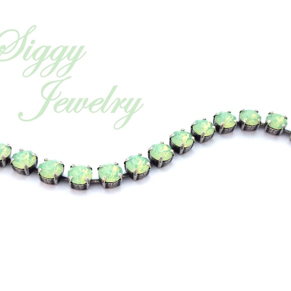 Swarovski® Crystal Mint Chrysolite Opal Bracelet - Picture 6 of 9